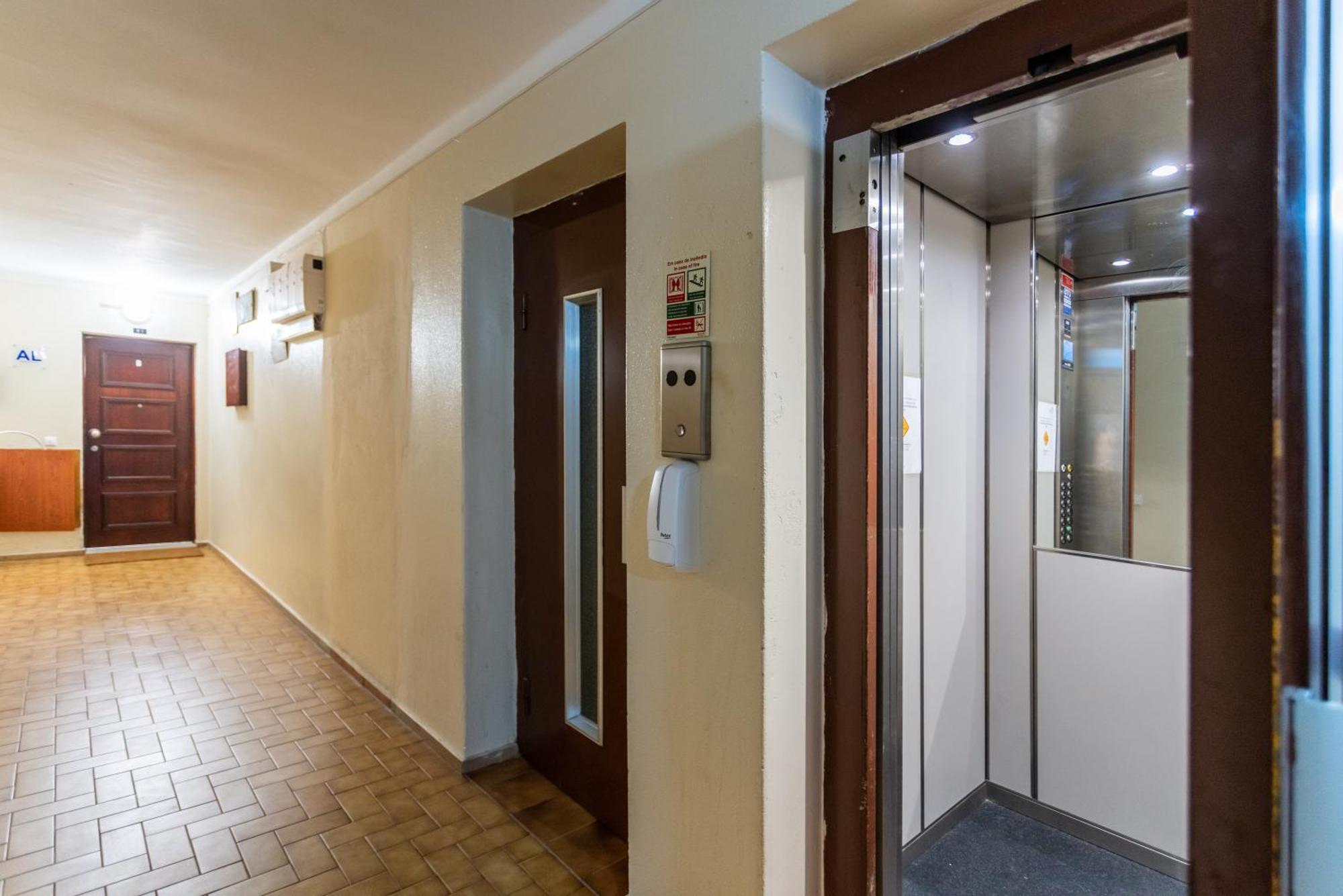 Bnb Homes Praia Da Rocha Beach Cozy Apartment 50 M Away From The Ocean ปอร์ติเมา ภายนอก รูปภาพ