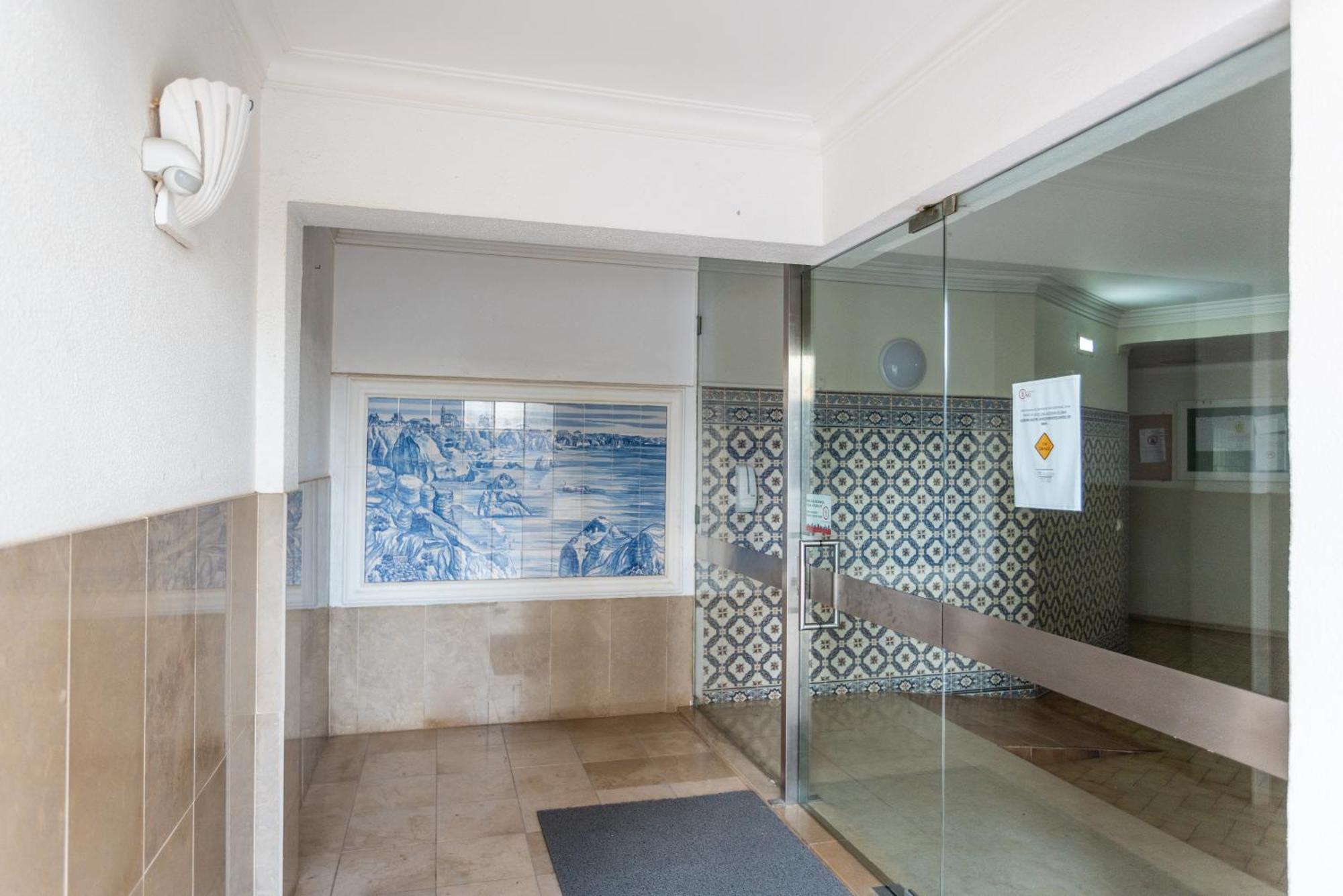 Bnb Homes Praia Da Rocha Beach Cozy Apartment 50 M Away From The Ocean ปอร์ติเมา ภายนอก รูปภาพ